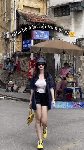 Lên đồ đi coffee cùng hội chị em 💙💛#hanoi #dethuong #blue #fashion #OOTD #outfitideas #loveyourself #checkoutfit #ideas #thoitrang #muahe #2024 #thethao #adidas 