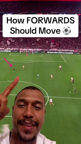 Most young players I see these days always want to come towards the ball, always want the ball short. If you feel a defender is following you as you’re trying to receive the ball short, spin and run into the space they have left! Then the next time you try to run short the defender won’t get come so tight. Now you can get it short and have created more time on the ball for yourself by creating the worst mental challenge possible for defenders…HESITATION! Video credit @Champions League  #footballtips #footballtraining #footballplayers #footballcoaches #realmadrid #kroos #vinijr 