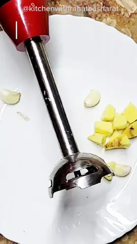 ginger garlic hack #viral #viralshorts #cooking  #foryou #recommended #lifehacks #shorts 