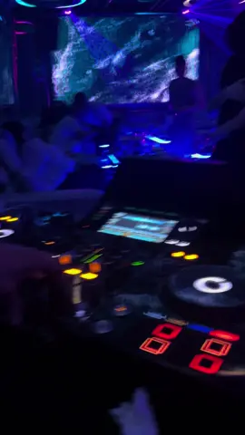 Mãi mãi một tình yêu :))) Lh booking Phòng Telegr bebee68 #KTVLongPhi #cabodia🇰🇭🇰🇭🇰🇭🇰🇭🌴 #mocbaibavet 