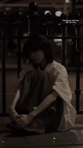 Yêu em trong âm thầm yêu em trong tổn thương..#lunyentertainment #gemv #thegioikethattinh #maitiendung #TikTokGiaiTri #nhachaymoingay #SoundsOfVietNam #ntphu17 