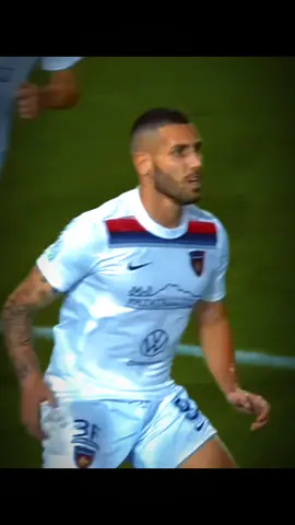 can you Just stay here?#gennaro #tutino #gennarotutino #salvezza #likeyou #perte #voliamoneiperte #foryou #alessandro #micai #alessandromicai #rossoblu #n #semprealtuofianco #cosenza #calcio #cosenzacalcio #giocodisabato 