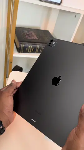Space Black M4 iPad Pro is here!  In-depth Unboxing & First Impressions video on my channel (🔗 in bio)  #applepencilpro #appleevent #ipad #ipadair #ipadpro #ipadplanner #ipadprocreate
