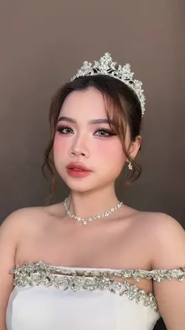 사랑 메이크업 💄 #makeuptutorial #makeupartist #fyp #douyin抖音 #bridalmakeup #viraltiktok #nurimakeup #xuhuong #makeupevent