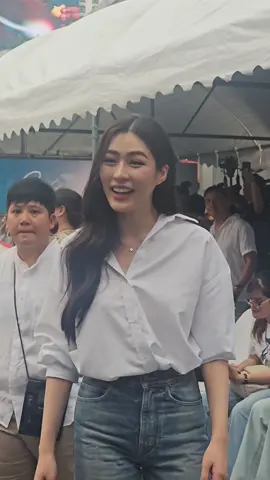 พี่หลิงไปครับเมีย 😭😭😭😭 อยู่ไม่ได้เแล้วๆๆๆๆๆ #หลิงหลิงคอง #linglingkwong #ในวันที่ฝนพร่างพราย #ใจซ่อนรัก #หลิงหลิงศิริลักษณ์ 