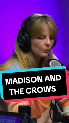 crows leave gifts... (part one) #ghosthuns #podcastclips #partone #creepytok #scarystories #crows 