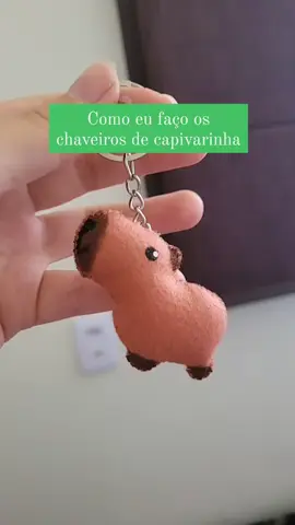 E ai gostou do video? Se sim entao segue ai para agente bater a meta de 200 inscritos!! . . #chaveiros #chaveirospersonalizados #arteemfeltro  #feltrocomamor #feltropersonalizado 