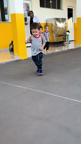 Cadê os trigêmeos? #trigemeosdoparaiso #deciovitoriaedante #trigemeos #tripletsbabies #gemeos #quadrigemeos #family #quintoplus #familia #mamae #papa #papai #paisdetrigemeos #vovô #vovó