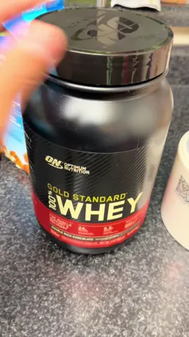 Whey #protein #proteinshake #proteina #proteinrecipe #gym #exercise #ejercicio #ejercicioencasa #ejercicios #trabajo #construction #construccion  @E-Studioz   @E-Studioz  