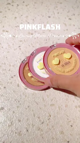 No oily dan waterproof pakai compact powder #pinkflash, harga ramah di kantong 😍🥰 #fypシ゚viral #pinkflashbeauty #compactpowder 