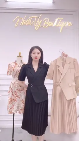 🔥🔥Chiếc đầm không bao giờ ngừng HOT, săn ngay giá rẻ chưa từng có🥰😘#thoitrangthietke #nhatvyboutique #damthietke #damcongso #damvest #damhoa #damditiec #damtrungnien #damsomi #xuhuong 