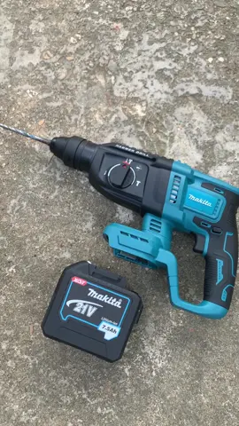Thân máy khoan đục bê tông 3 chức năng makita #khoanbetong #khoanbetongpin #khoanducbetong #khoanpinkhongchoithan #tools 