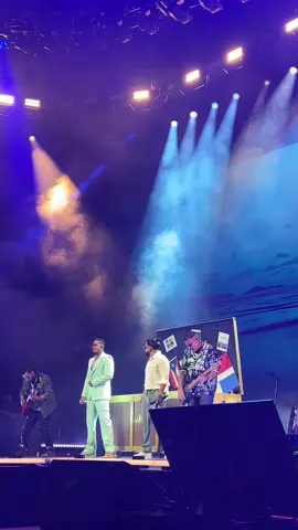 Por un segundo ❤️‍🔥 #aventura #aventuraconcert #cerrandociclos #aventureros #porunsegundo 
