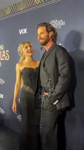 Par de guapos!! 😍❤️ #angeliqueboyer #sebastianrulli #vix #teresachavez #fyp #foryou #foryou #angelique #boyerrulli #novelasmexicanas #for  #elextrañoretornodedianasalazar 