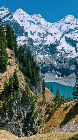 #switzerland🇨🇭 #schweiz🇨🇭 #europe #Hiking #nature #tiktok #oeschinensee #swiss #beutiful 