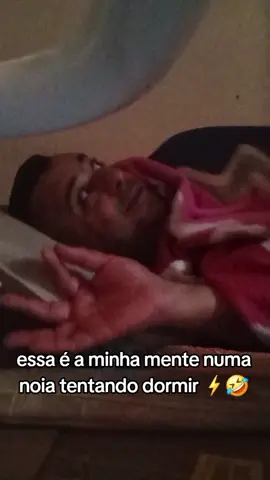 #fypシ゚viral essa é minha mente numa noia #fyp tentando dormir 