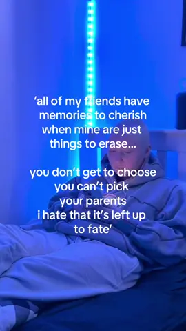 ‘i tapped my heels together’ 🥲🥹 #MentalHealth #sadsong #parents #family #noplacelikehome #originalsong #originalmusic 