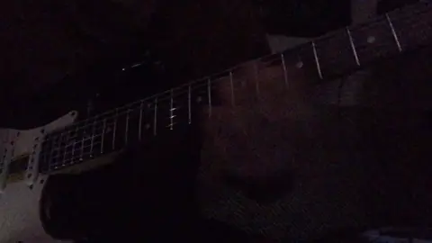 Sunkissed lola // pasilyo #electricguitarcover #electricguitar #pasilyobysunkissedlola 