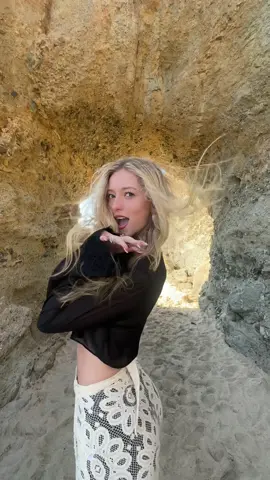 collecting memories 🌊 #fyp #beach #emilydobson #laguna #aesthetic 