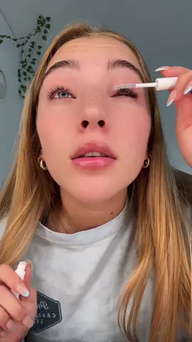 These are literally the only lashes i dont struggle with at all #wosado #wosadomagneticeyelashes #magneticeyelashes #wosadous  #BeautyTok #lashtips #wosadomagneticeyelashes 
