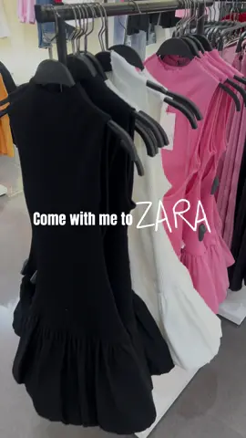Building my spring wardrobe.. or at least trying to🙄 Would yall believe that those skirts were an xs?! #newinZara #springfashion #tryonhaul #Zara