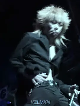 he so fine i wont him  #kyo #direngrey #direngreyedit #direngreykyo #visualkei #visualkeiband #visualkeiedit #edits #fyp 