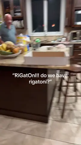 bad day to be rigatoni #napolitano #italianparents #italianamerican #italiansbelike 
