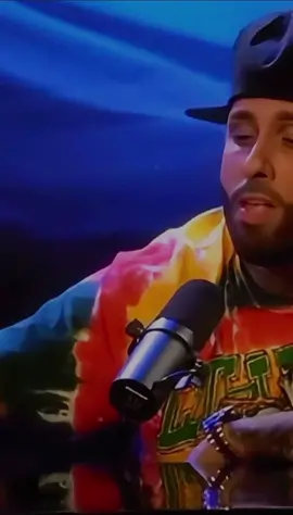 Tu no esperes que nadie llore contigo .