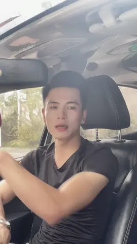 Rớt tài ở nhà. Thì đi tìm kèo bida vậy 🤣