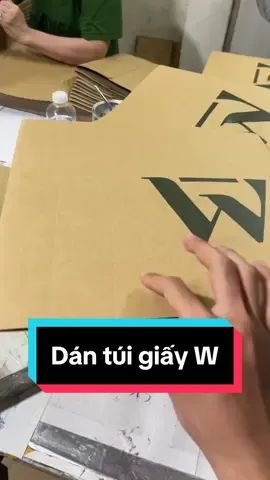 Dán túi giấy W #tuigiay #intuigiay #xuonggiayhogi #hogi #xuhuong