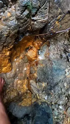 My super rich gold mine found pure gold cliffs in a small river thanks to high supernatural beliefs  full videos YouTube : Tanjat24 
