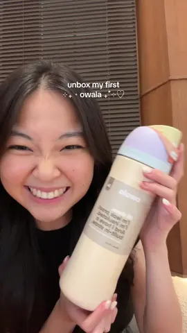 my first owala🥹🫶🏻 thanks boyfie hehe #owala #unboxing #owalaindonesia #sandyshores 