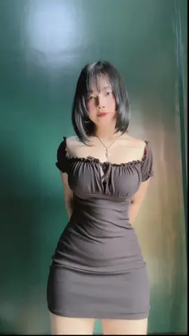 #နည်းနည်းလှုပ်မယ်နော်😁#မြင်ပါများပီးချစ်ကျွမ်းဝင်အောင်လို့🤒🖤 #fyp 