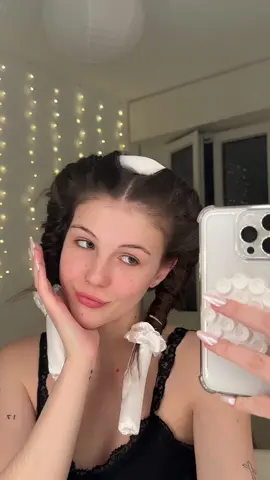 🧚🏻‍♀️
