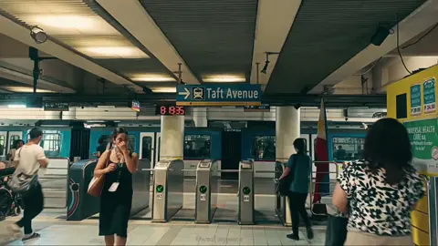 A hungry stomach, an empty wallet, and a broken heart can teach you the best lessons of life. 🥺 #muli #mahirapmagingmahirap #life #reality #fyp #foryou #fypシ゚viral #foryoupage #xyzbca 