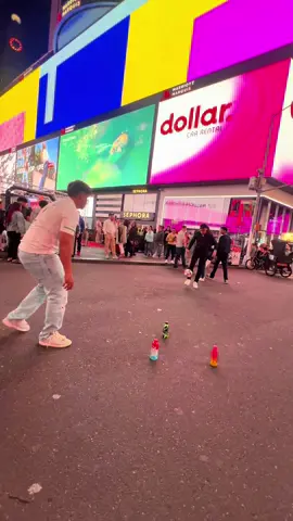 Hit The Prime Down To Win It 🤯 Wait Till The End..#Soccer #football #soccertiktok #footballtiktok #fypage #explore #prime #primehydration #loganpaul #ksi #ishowspeedclipz @PRIME @Logan Paul @KSI 
