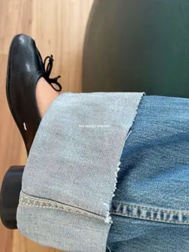 taylors the type of person to laugh in ur face after u say something like im pregant | pinterest: biadugray #thetorturedpoetsdepartment #taylorswift #butdaddyilovehim #ttpd #ttpdtaylorswift #icandoitwithabrokenheart #thesmallestmanwhoeverlived #solonglondon #whosafraidoflittleoldme #erastour #pinterest #aesthetic #french #red #maroon #ilovetaylorswift #xybca #fyp #xyzabc #foryoupage #foru #viral #viralvideo #foryou #forupage 