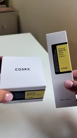 @COSRX Official ✨ Advanced Snail 96 Mucin Power Essence 100ml (Esencia 96% baba de caracol). Advanced Snail 92 All in one Cream 100ml (Crema 92% baba de caracol). #skincare #kbeauty #creadoresdecontenido #ugc #relax #cosrx 