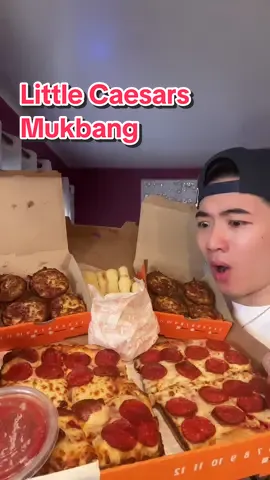 @Little Caesars your puffs go CRAZY #fypシ゚viral #mukbang #pizza #littlecaesars #food #eatingasmr #eatingshow 