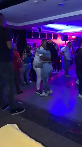 Así Celebramos tu Cumpleaños negra❤️💃  #salsa #salsabaul #bailando #salsaviral #viral #viralvideo #fly #flypシ #felizcumpleaños #amor 