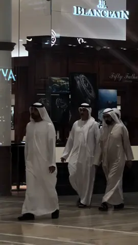 @emarati_nation بوراشد ونعم الزعيم 💙💙 مساء اليوم في دبي مول #محمد_بن_راشد #فزاع #دبي #الامارات_العربية_المتحده🇦🇪 