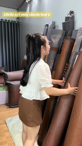 Mscool vad Boyu cool đã cho ra đời một sản phẩm chiếu mây lạnh siêu mát, với sợi mây sờ tay vào là cảm nhận được mát lạnh thì chiếu mây mang lại cho người dùng những trải nghiệm tuyệt vời khi nằm, độ mát mềm, không bị mốc, dễ vệ sinh, phom dáng đàn hồi gấp gọn! Chiếu mây shop em có đủ 5 kích thước từ 1m2 đến 2m2 nha ạ #chieumaydieuhoa #chieusoimaydieuhoa #chieumaycaocap 