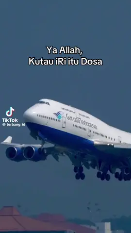 Yuk iri Bareng bareng.. Allahumma shalli ala sayyidina Muhammad 😇😇  #fypシ゚viral #flight #pengenhaji 