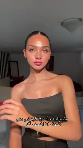 🙈 #fyp #model #summerlooks #cleangirlmakeup #glowing #loveyourself #obsessed 