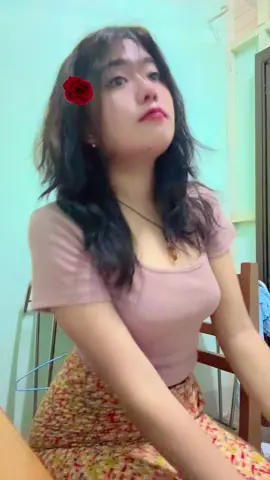 မင်းကလွဲပီးကိုယ်မချစ်ဘူး 🤭