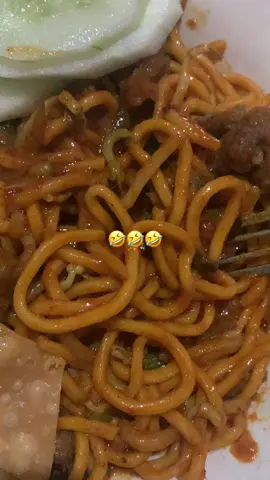 Tidak sanggop🤣🙌🏻#fyp #makan #makananviral #mukbang #review #diet #masukberanda #viral 