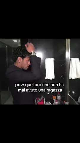 è letteralmente un modello 😓… #foryou #perte #calcio #meme 