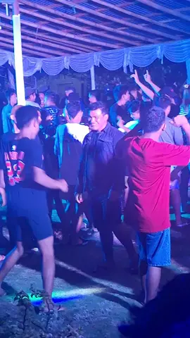 Wedding Party 🤵‍♂️👰‍♀️🕺💃 #talaudtiktok #viraltiktok #fypsounds #talaudproject #soundviral #talaudproject #fypシ゚viral #soundviral #manadopunya #talaudpunya #nttpride🏝🔥 #nttpride🏝🔥kupangntt💯 