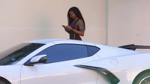 #foryourpage #foryou #trending #fypage #fyp #woman #usa #prankvideo #prank #fyptiktok #fyp≥ #GOLDDIGGER 