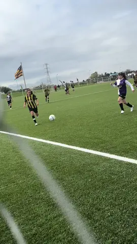 Se ganó 18-0💛🖤 #futbolfemenino#gambeta#golazo #WomensFootball#highlight#gol #futbolfemenil#peñarol#futbol